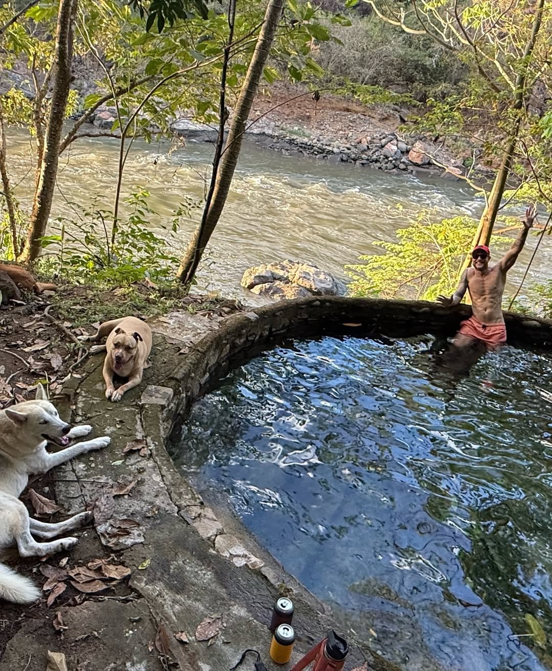 Mauricio Hoffmann y Majo Ulate