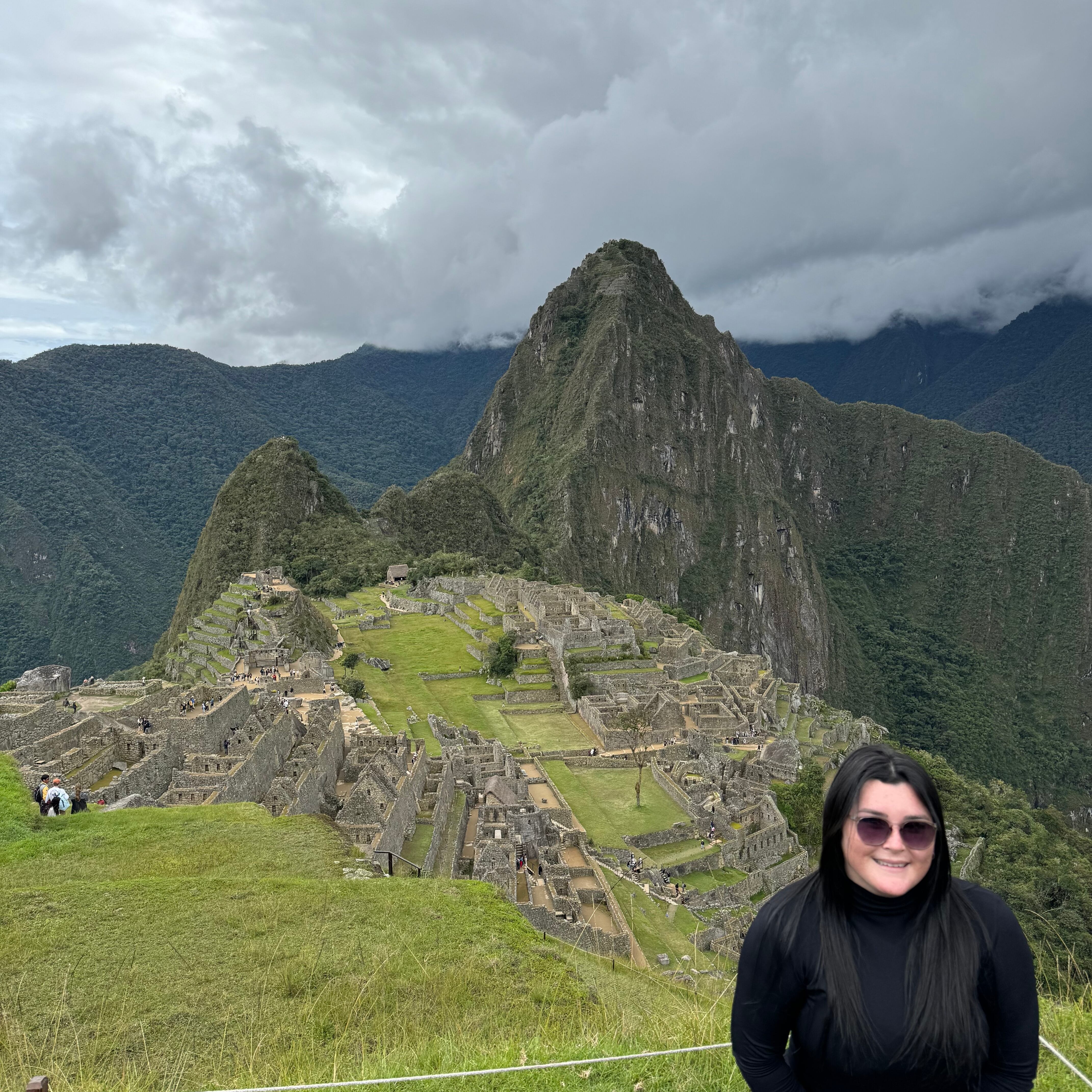“Amo tanto a mis hijos que decidí no traerlos a este mundo", explica Karine cada vez que alguien le cuestiona por su decisión. Su prioridad es ejercer su profesión y ser feliz conociendo el mundo. Foto: Karine Sánchez para LN