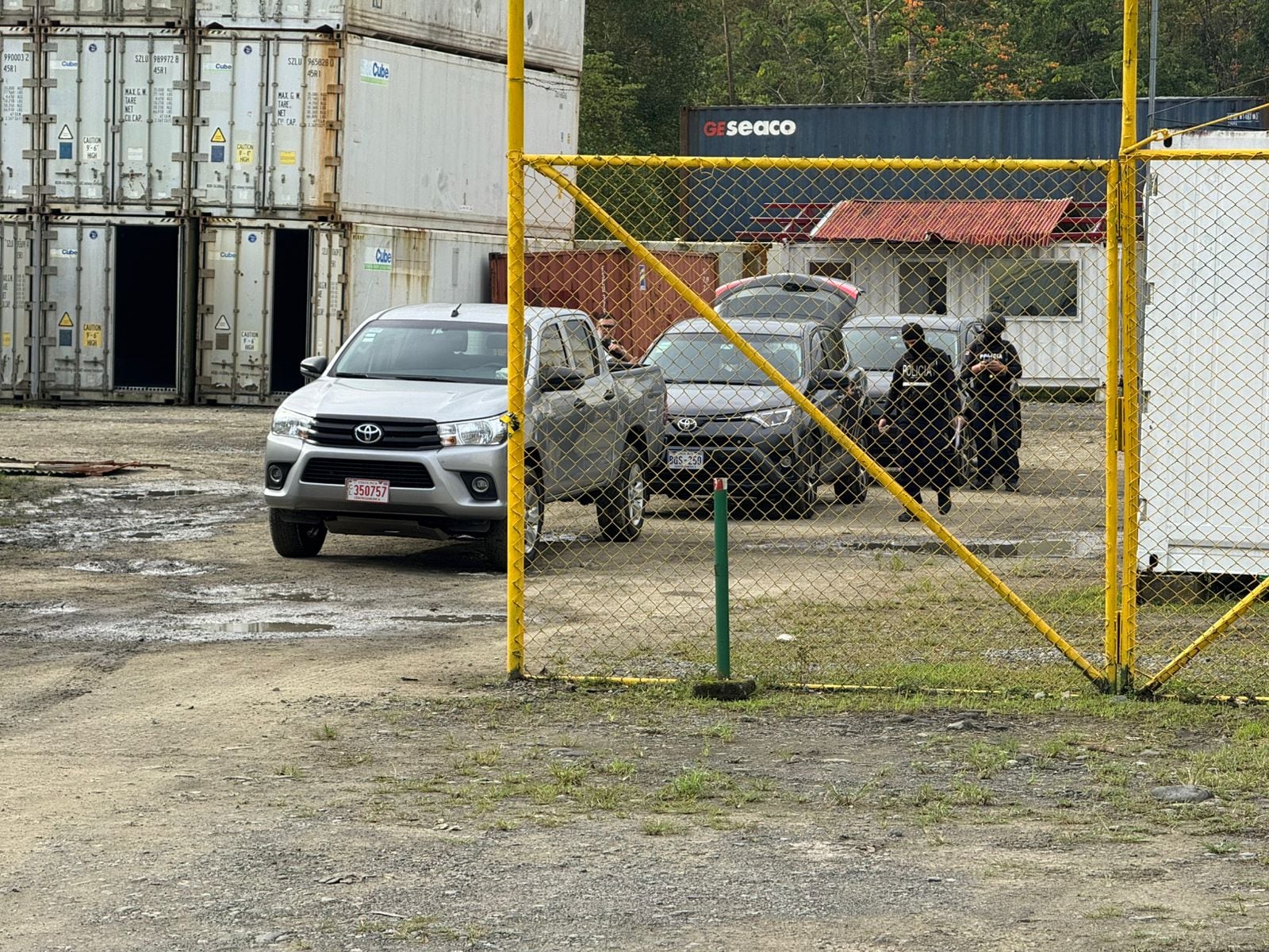 En el predio allanado en Sandoval de Limón, operaba un taller de reparación de contenedores.