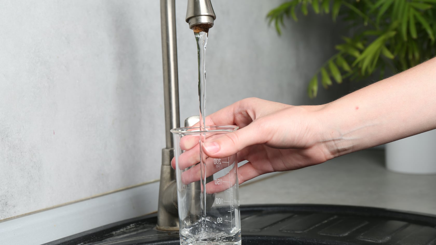 Más de 4.000 vecinos de San Rafael y San Isidro no tendrán agua este jueves por trabajos de mantenimiento.