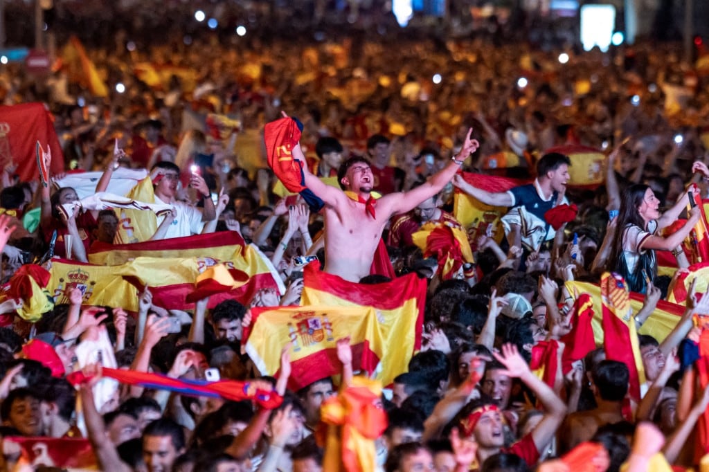 Los seguidores de España celebraron en Plaza Colon, Madrid, la obtención de la segunda estrella. Los españoles se impusieron 1 a 0 a Argentina en la final del Mundial.