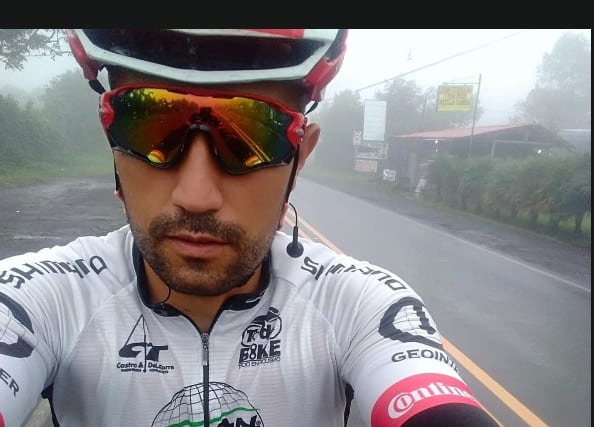 Félix Araya Araya
Ciclista
Padre de la joven Hillary que falleció en un accidente de tránsito
23 de febrero del 2026
Cortesía: Mundo del Ciclismo RA