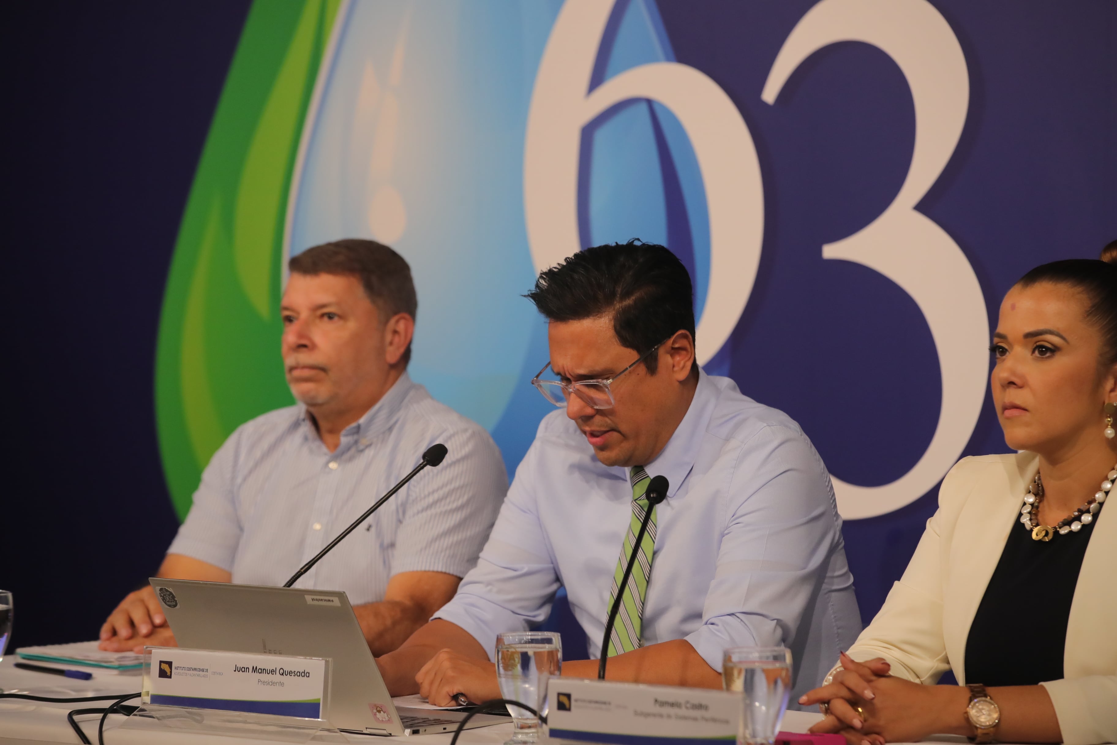 Conferencia prensa del AyA