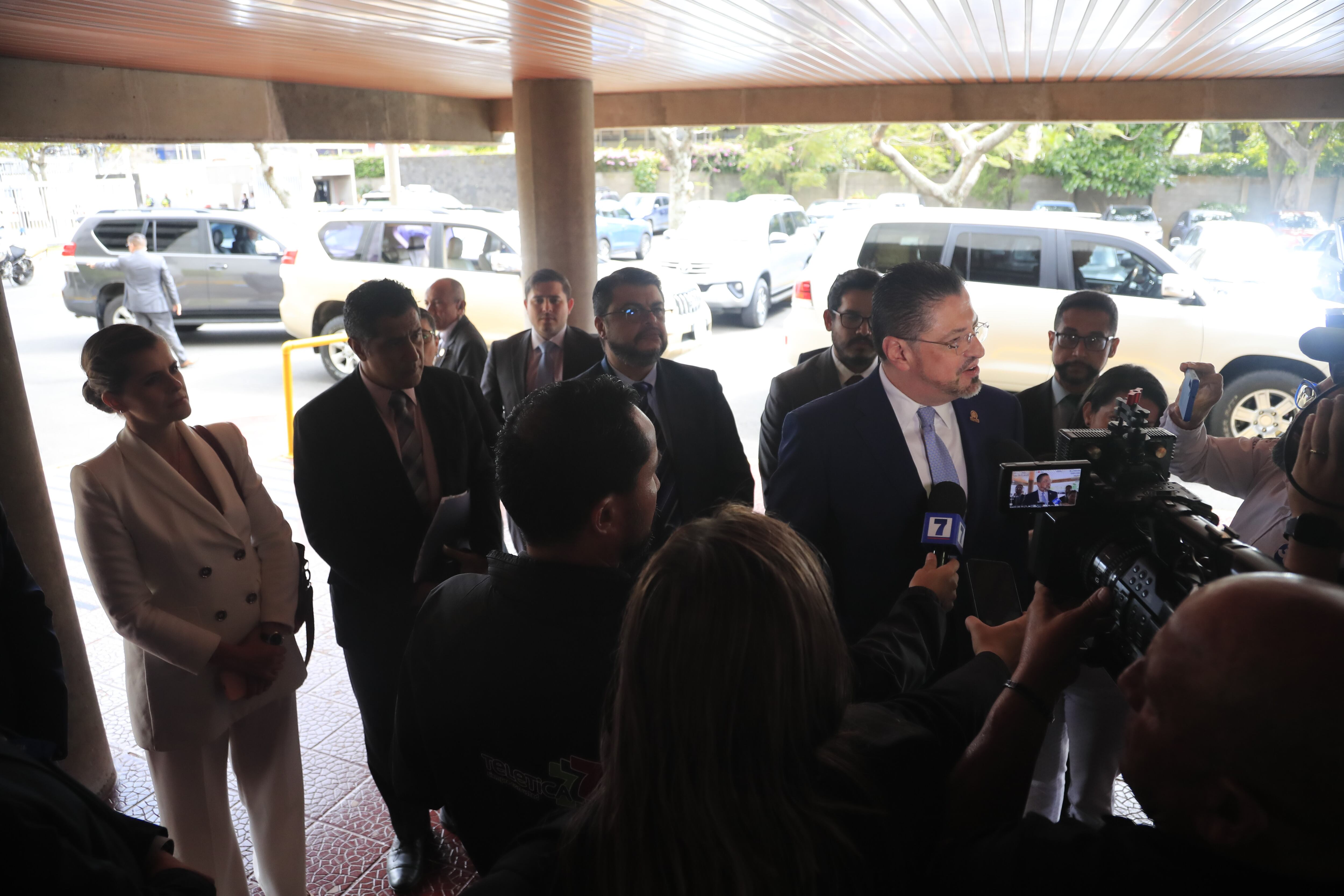 Rodrigo Chaves Contraloría Marta Acosta