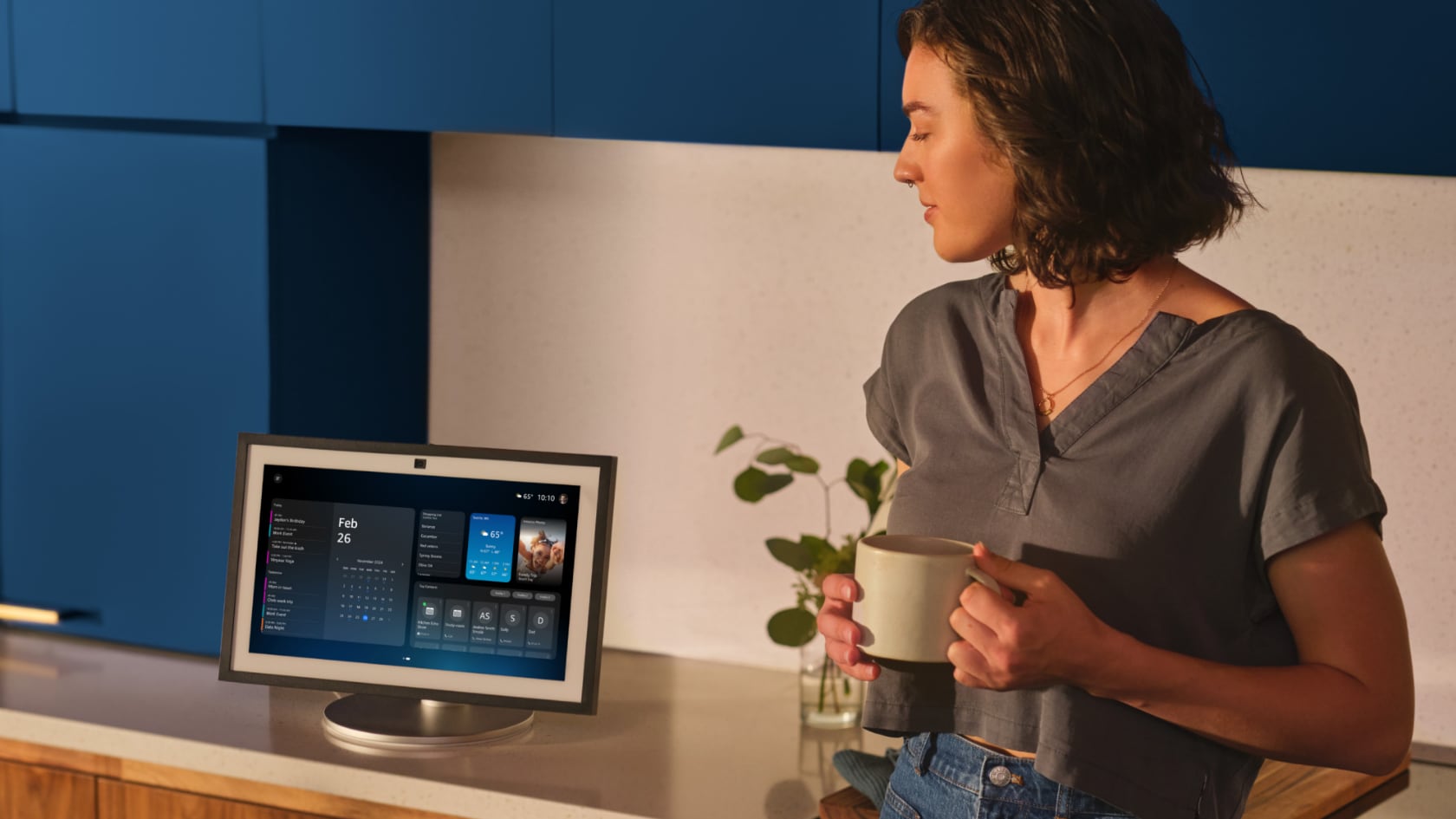 Alexa+ amplía funciones con inteligencia artificial para tareas, entretenimiento y control del hogar inteligente.