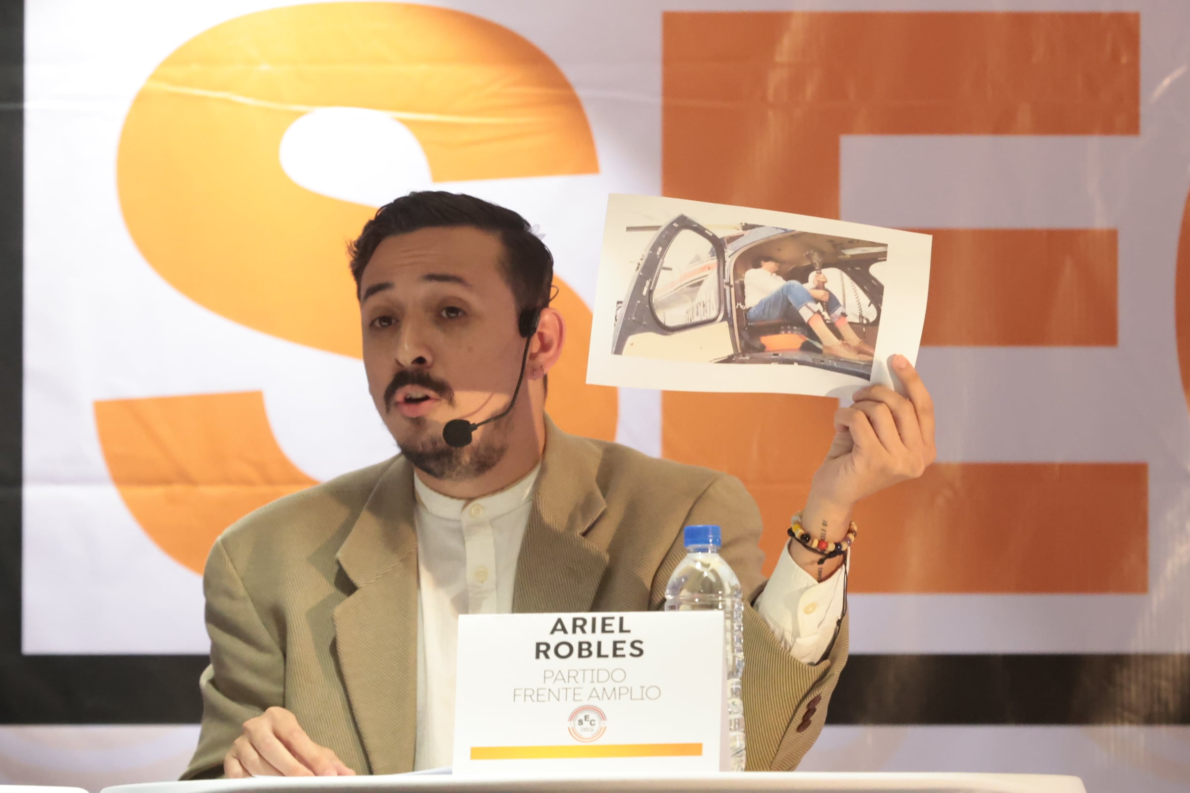 Debate de candidatos presidenciales sobre el futuro de la educación