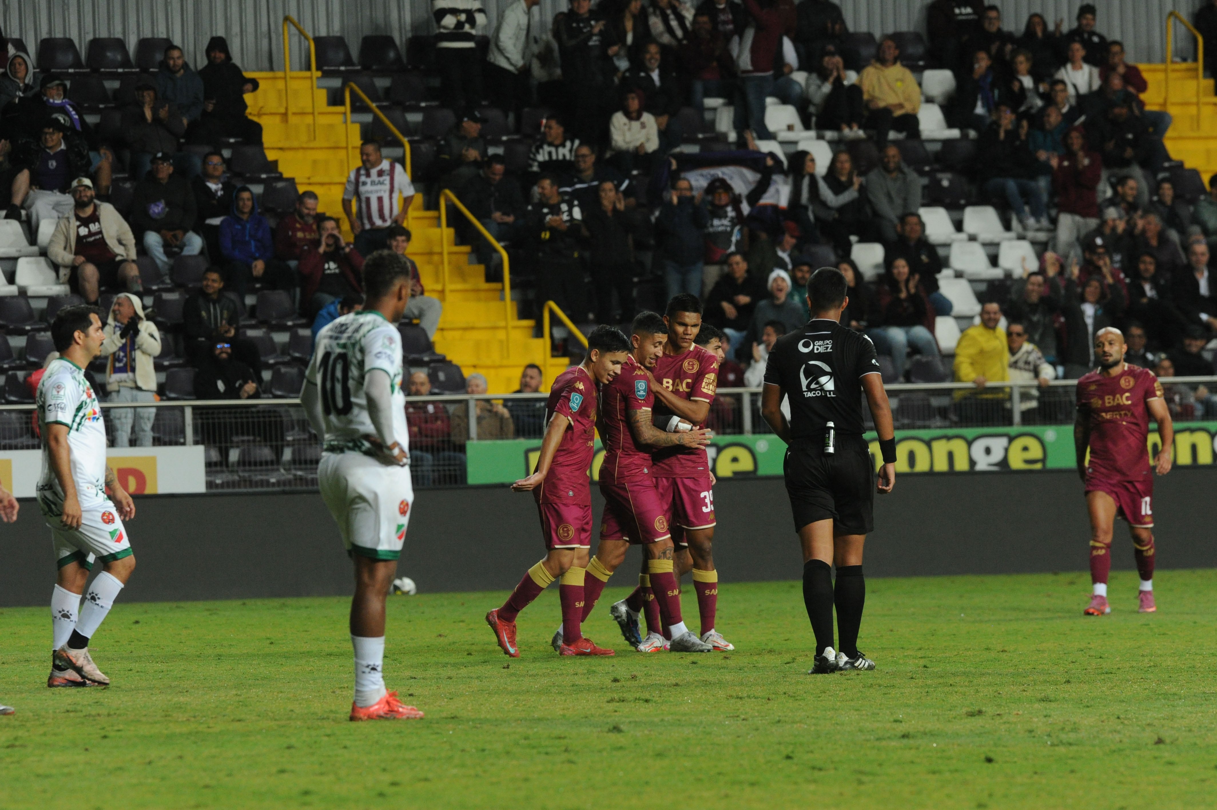 Partido: Saprissa vs Carmelita
