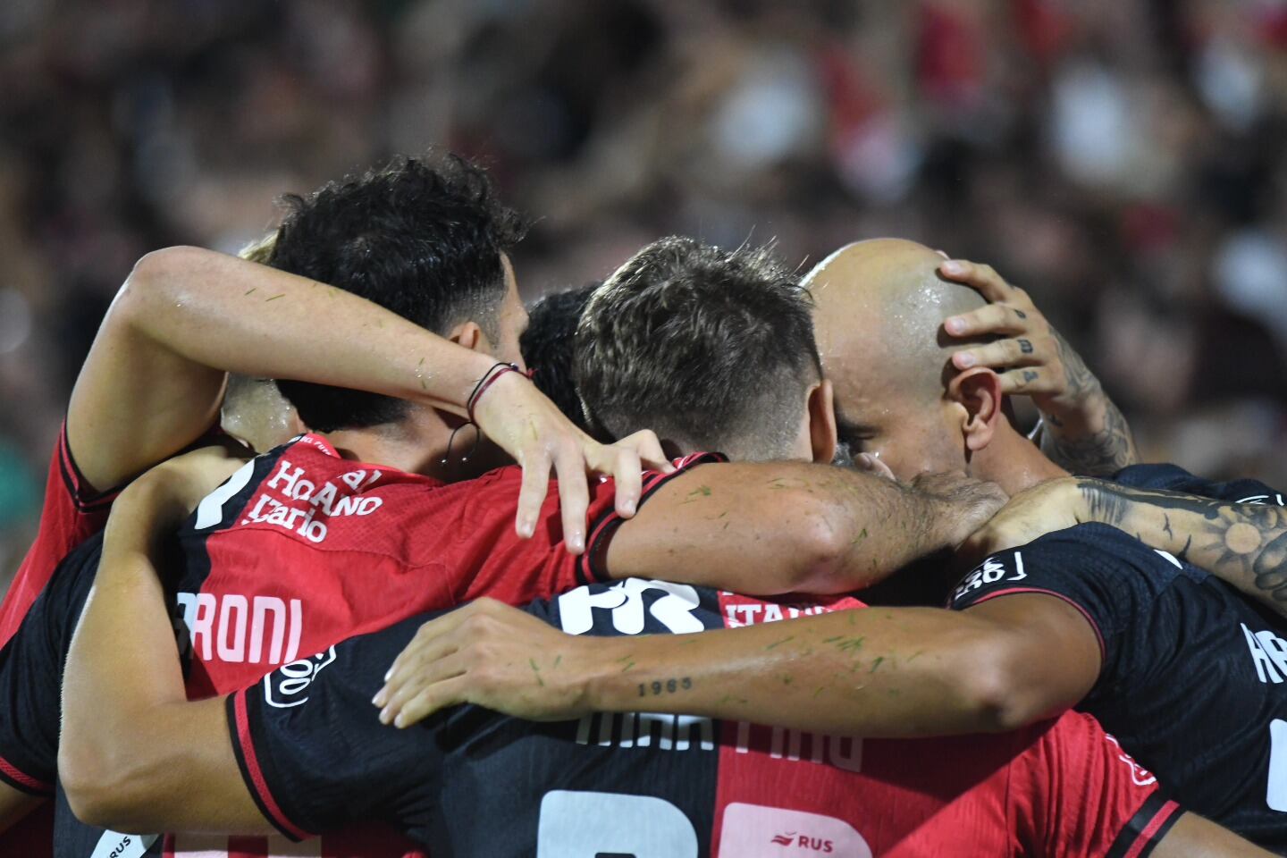 Los jugadores de Newell's celebraron a lo grande su victoria sobre Boca Juniors.
