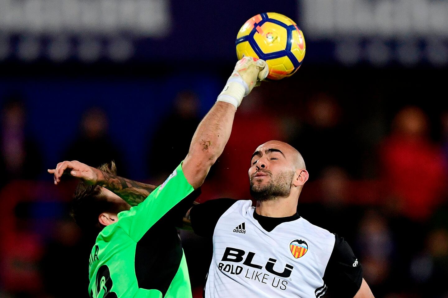 Valencia y Real Madrid desperdician oportunidad de acercarse al ...