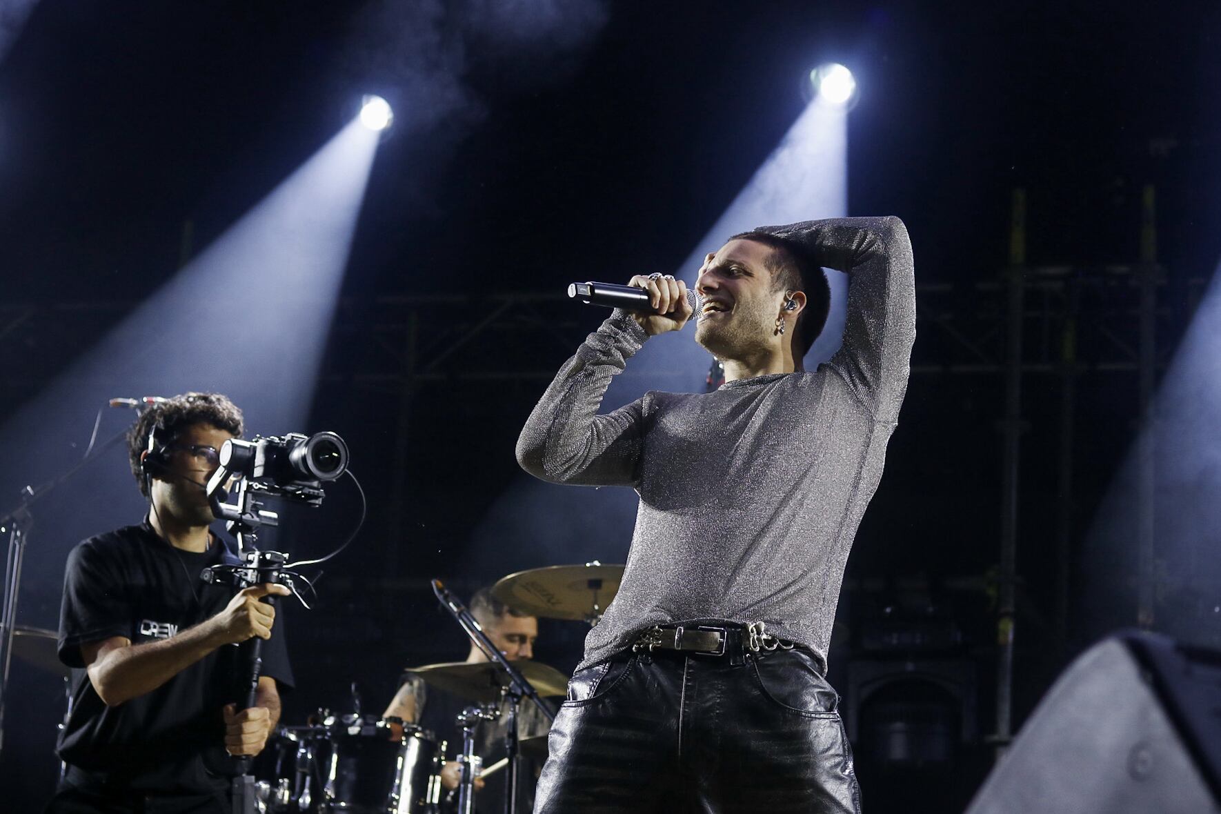 Imágenes de Karol G, Wos, Carlos Rivera, Luis Miguel, Paul McCartney, Los Temerarios, Young Miko y más artistas en concierto en Costa Rica.