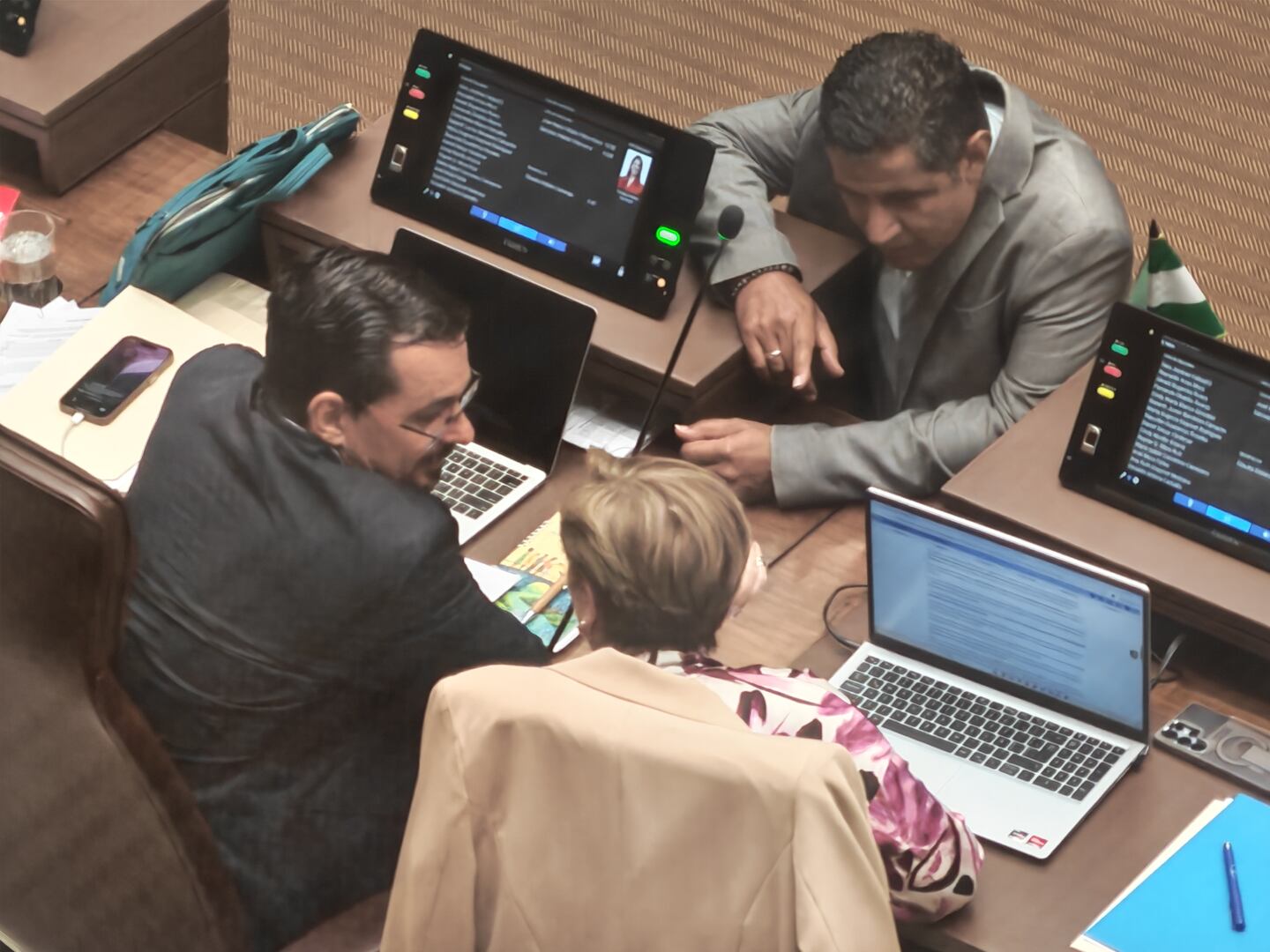 Moción del FA apoyada por oficialistas y oposición permite avance de plan para construir marina de Limón