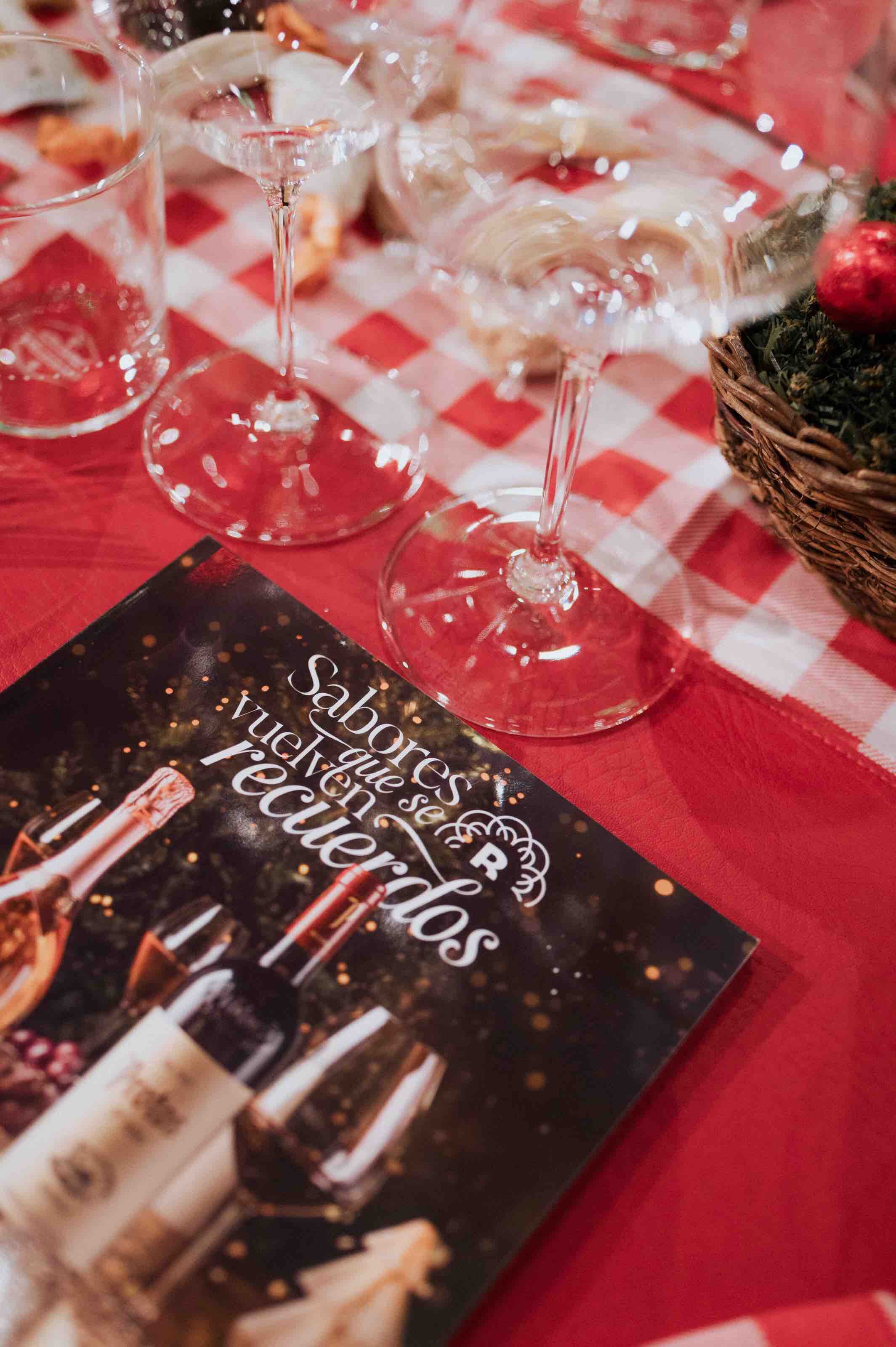 Navidad BOTTEGA Catálogo 2025