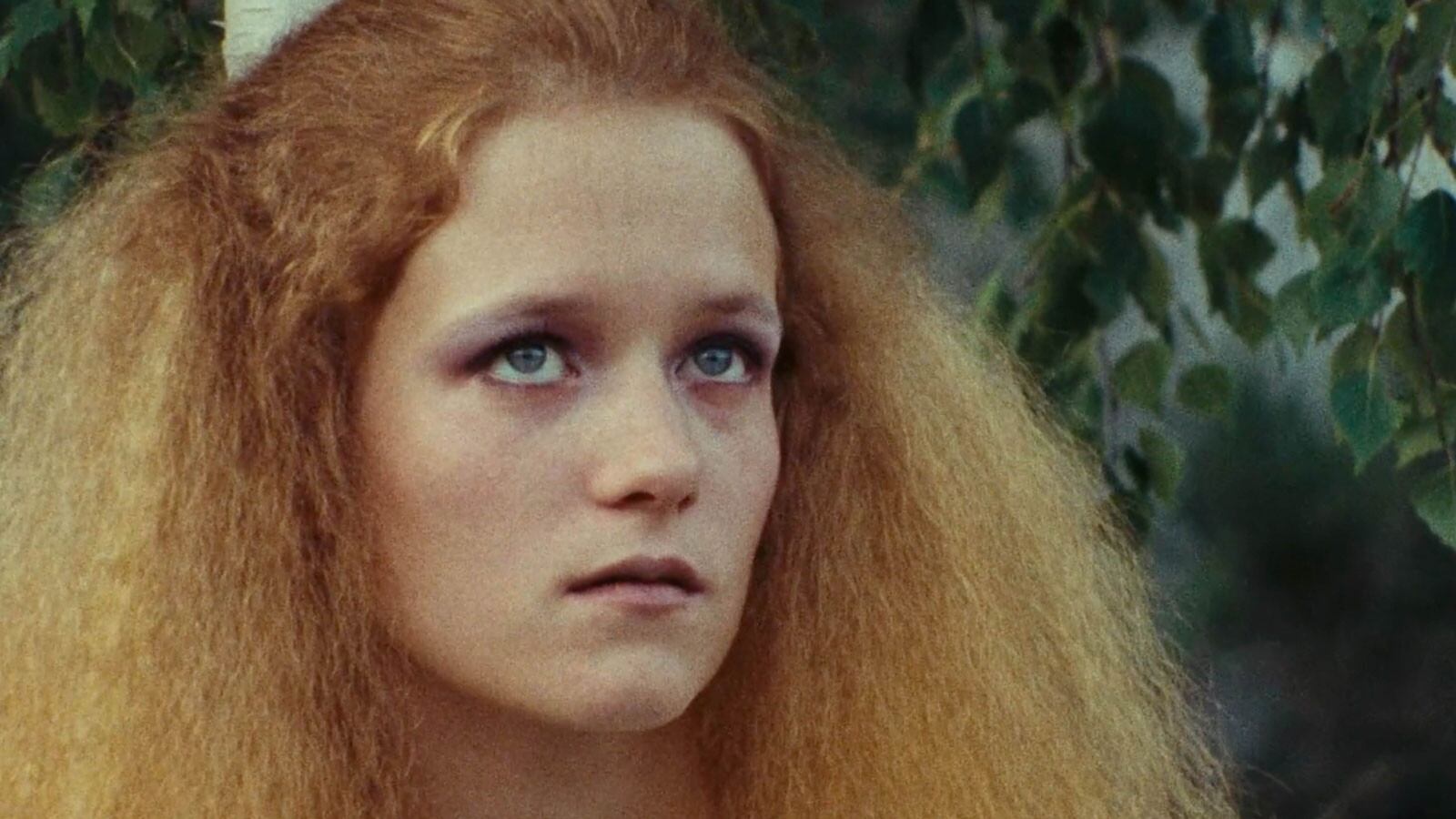 La protagonista de 'Un rêve plus long que la nuit' (1976), de Niki de Saint Phalle, es protagonizada por su hija, Laura Duke Condominas.