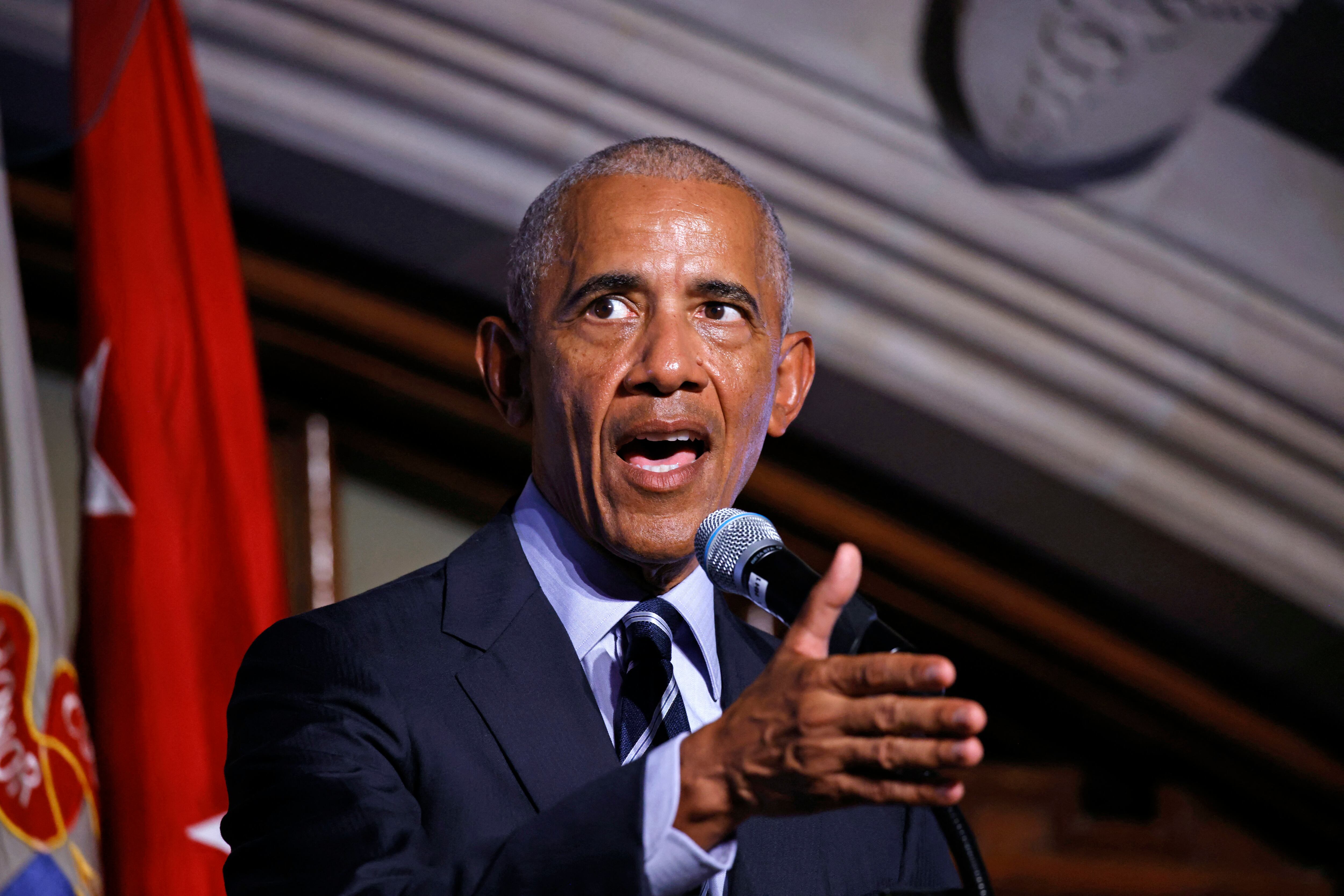 El expresidente de EE. UU. Barack Obama habla tras recibir el Premio Sylvanus Thayer 2024 en West Point, Nueva York, el pasado 19 de setiembre. Foto: AFP