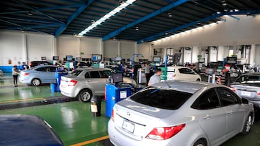 Futuro de revisión técnica sigue en suspenso tras un año de tropiezos en nuevo concurso