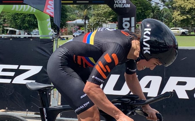 Lilibeth Chacón
Ciclista venezolana
Líder de la Vuelta Ciclística femenina 2023
Equipo: Clarus Marquivia
13 de octubre del 2023
Fotografía: Juan Diego Villarreal