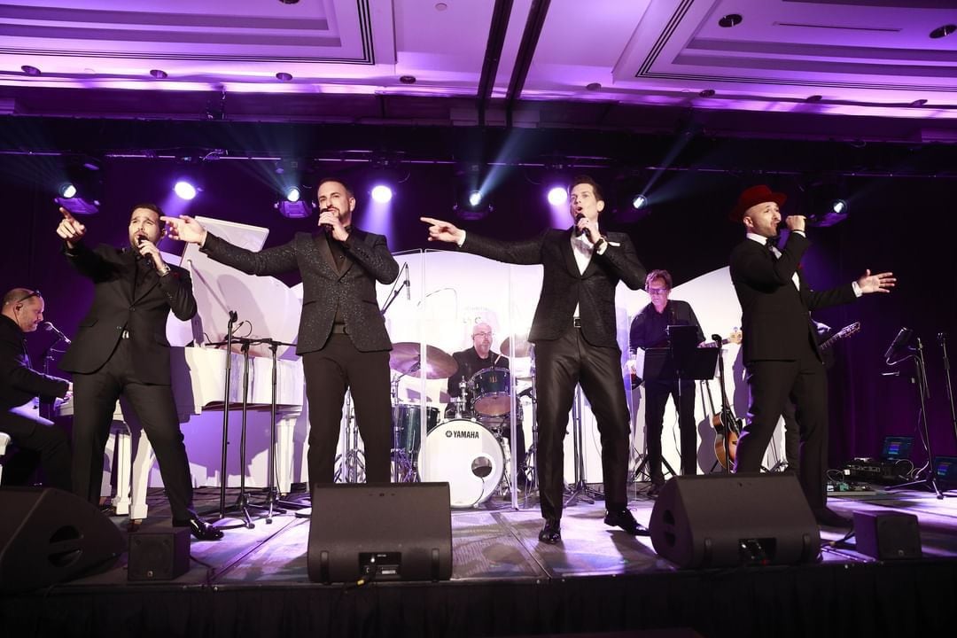 Eduardo Aguirre/The Tenors