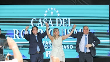 TSE previene a campaña de Laura Fernández por omitir información sobre financistas de ¢454 millones