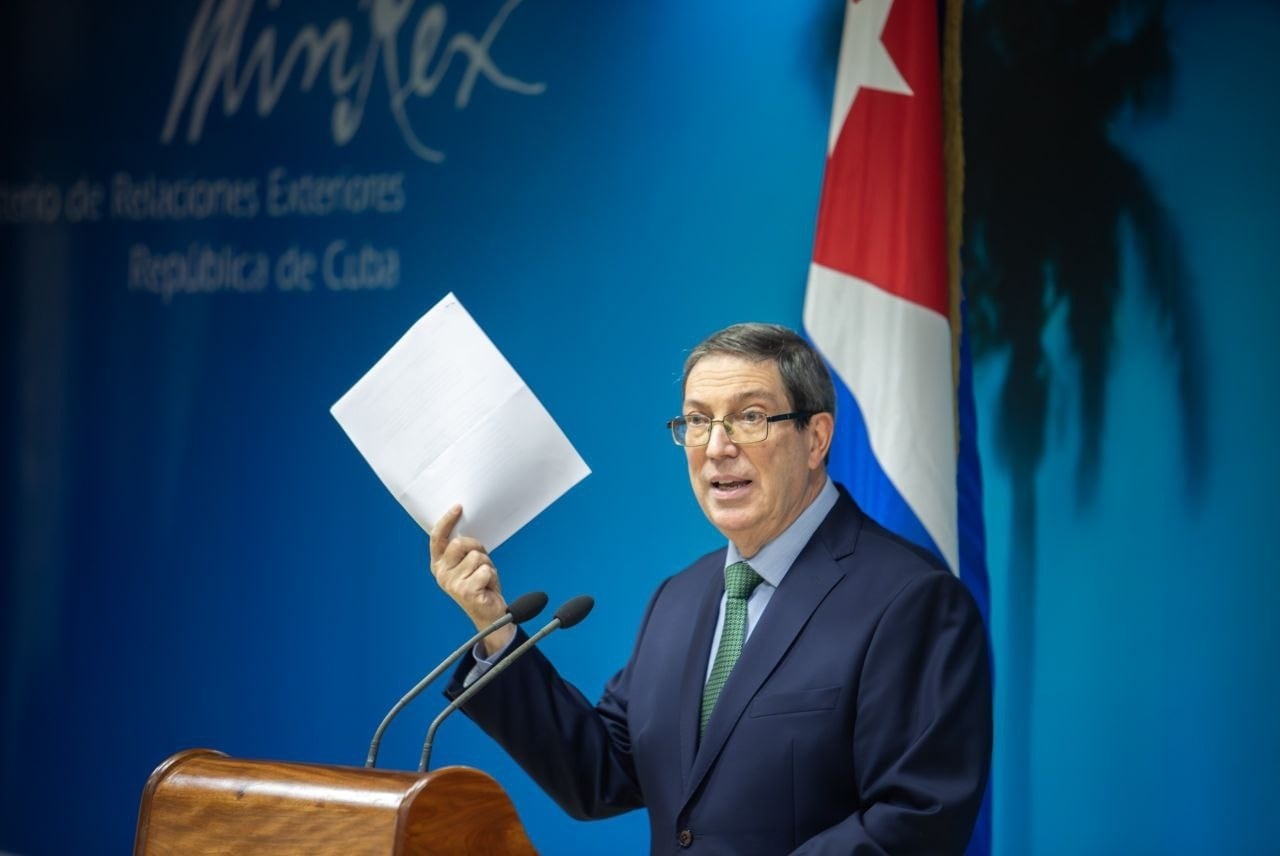 Cuba está abierta a un "diálogo serio y responsable" con EEUU, pero "sin injerencia"