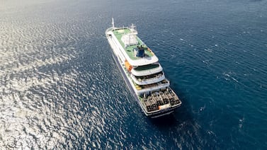 OMS reporta tres fallecidos por hantavirus en crucero que viajaba desde Argentina