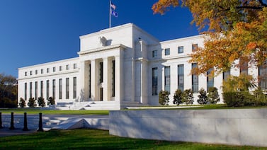 Mayoría de miembros de la Fed ven probable nuevos recortes de tasas