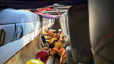 Vuelco de autobús en Sarapiquí deja tres mujeres fallecidas y seis pacientes críticos