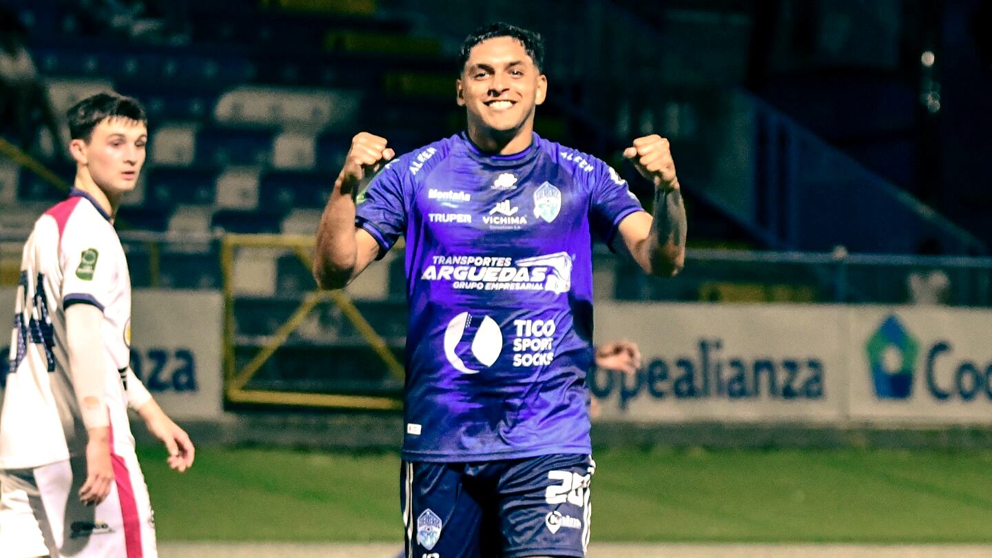 El mexicano Eduardo Pastrana anoto el segundo gol de los generaleños