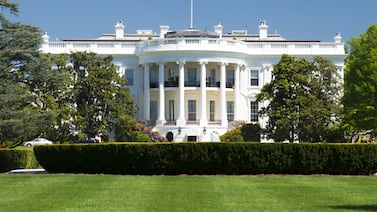 Jefe del Pentágono critica cobertura de guerra en Irán de CNN y pide ‘prensa verdaderamente patriótica’