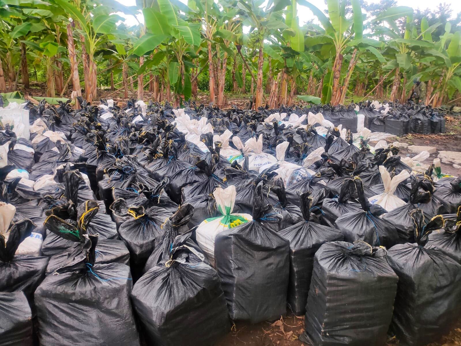 En un megaoperativo militar, el Ejército de Ecuador incrementó la cantidad de cocaína incautada durante el fin de semana de 10 a 22 toneladas.