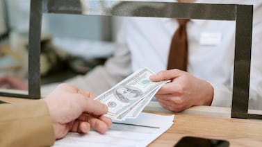 Sugef detecta indicios de incumplimiento de bancos en controles contra lavado de dinero
