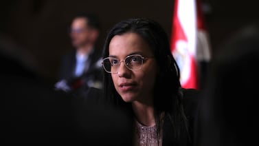 En medio de su licencia de maternidad, diputada asiste a votación sobre inmunidad de Rodrigo Chaves