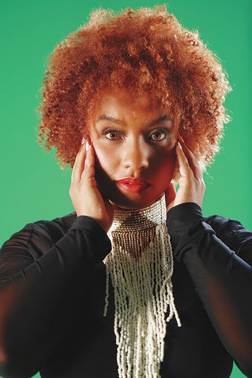 Rose Davis, en la portada de Perfil agosto 2026