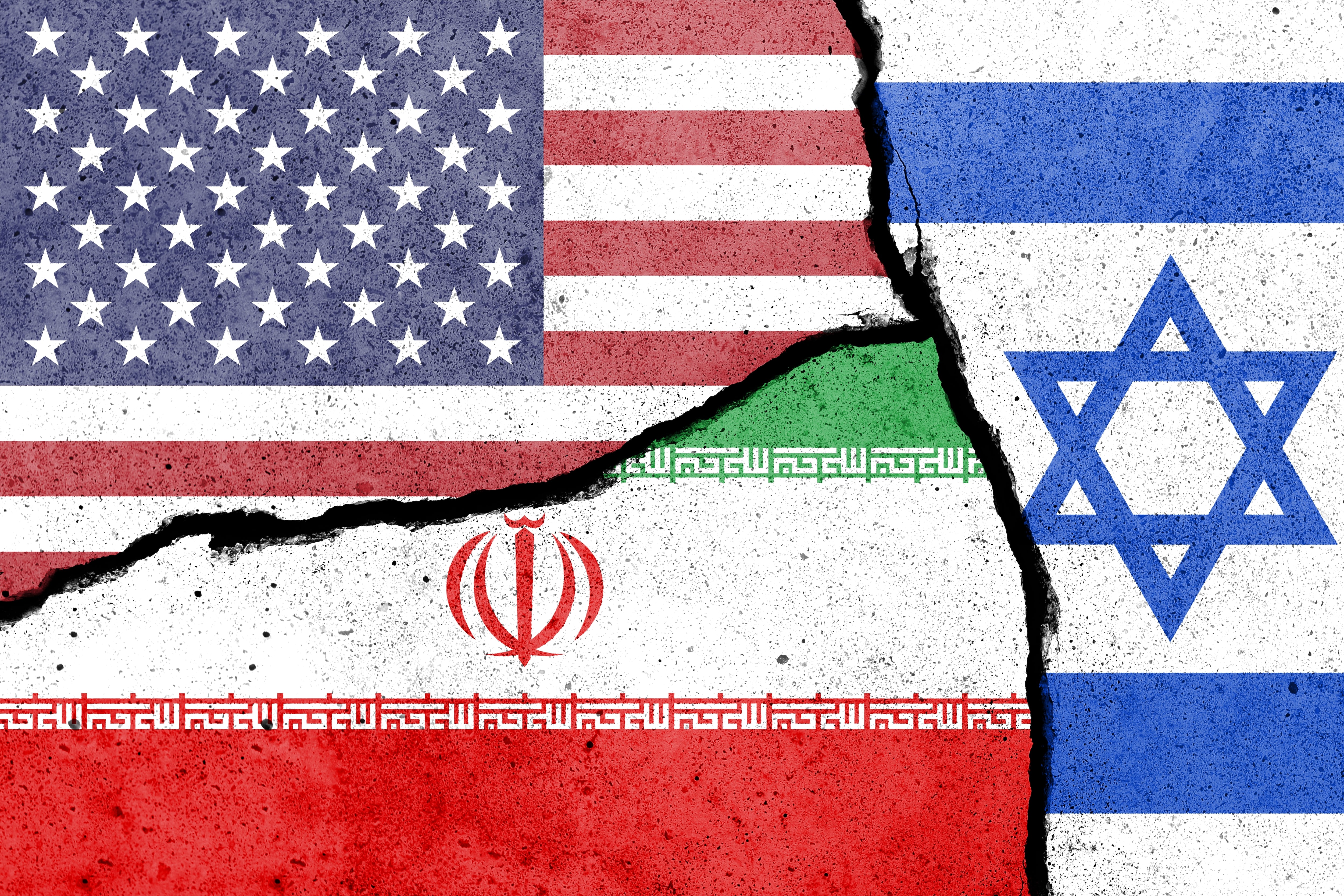 Composición con banderas de Estados Unidos, Israel e Irán