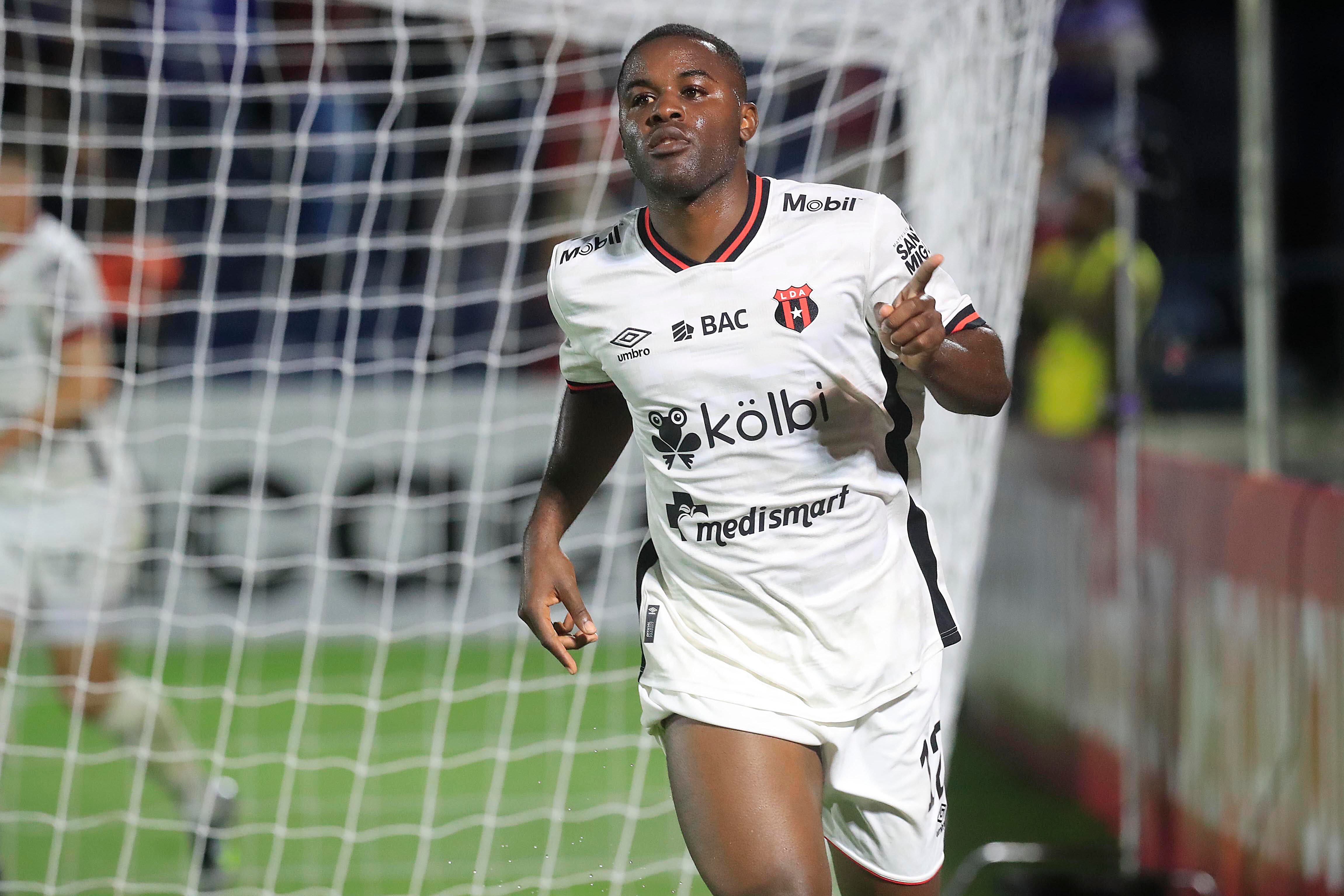 28/09/2023 Estadio Fello Meza, Cartago. El Club Sport Cartaginés recibió a la Liga Deportiva Alajuelense, en partido de la ida de los cuartos de final de la Copa Centroamericana de CONCACAF.