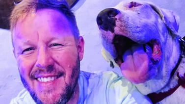 Reconocido influencer y rescatista de animales muere a los 49 años