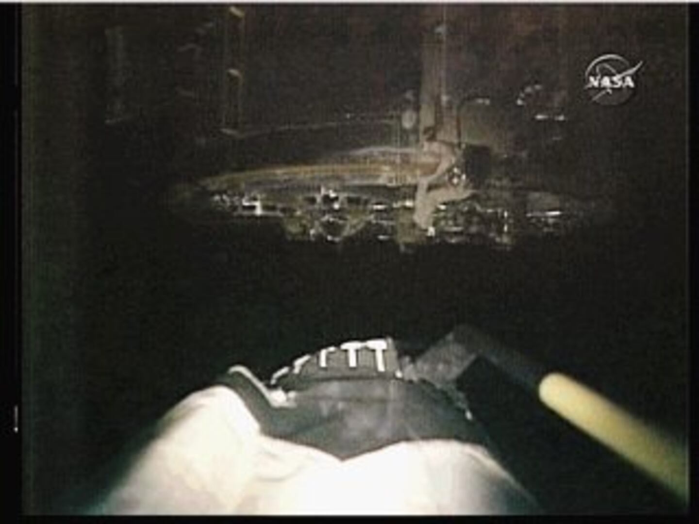 Brazo robot del ‘Atlantis’ capturó al ‘Hubble’ | La Nación