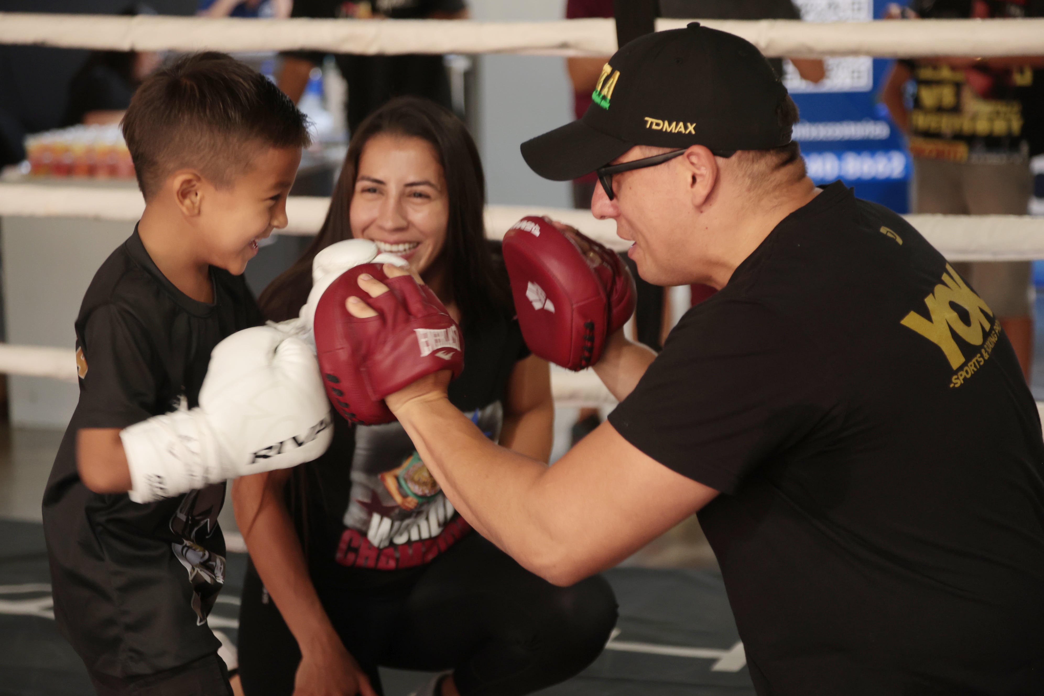 16/02/2026/ La boxeadora tica Yokasta Valle inaugura su gimnasio en Forum 1 de Santa Ana / Foto John Durán