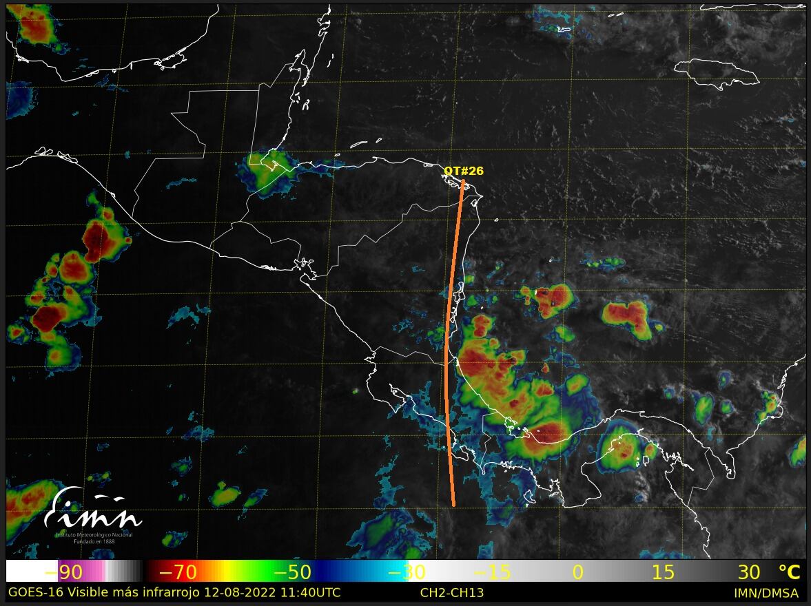 La línea roja corresponde a la onda tropical N.° 26 y detrás de ella se nota la inestabilidad que genera a su pasp- Imagen: IMN.