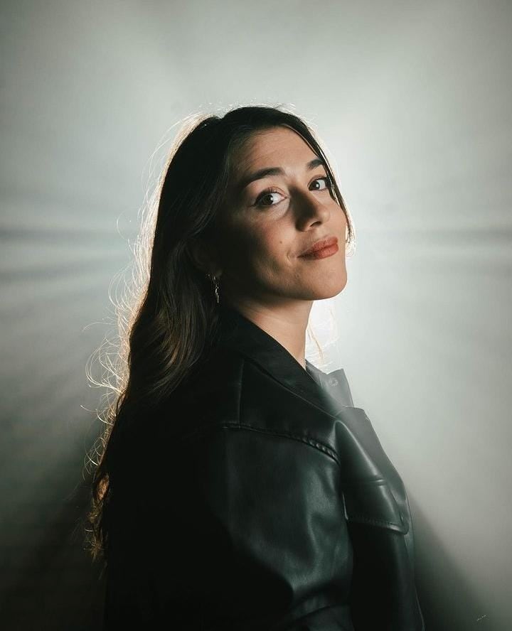 La cantante Sharon Abarca, una foto en primer plano.