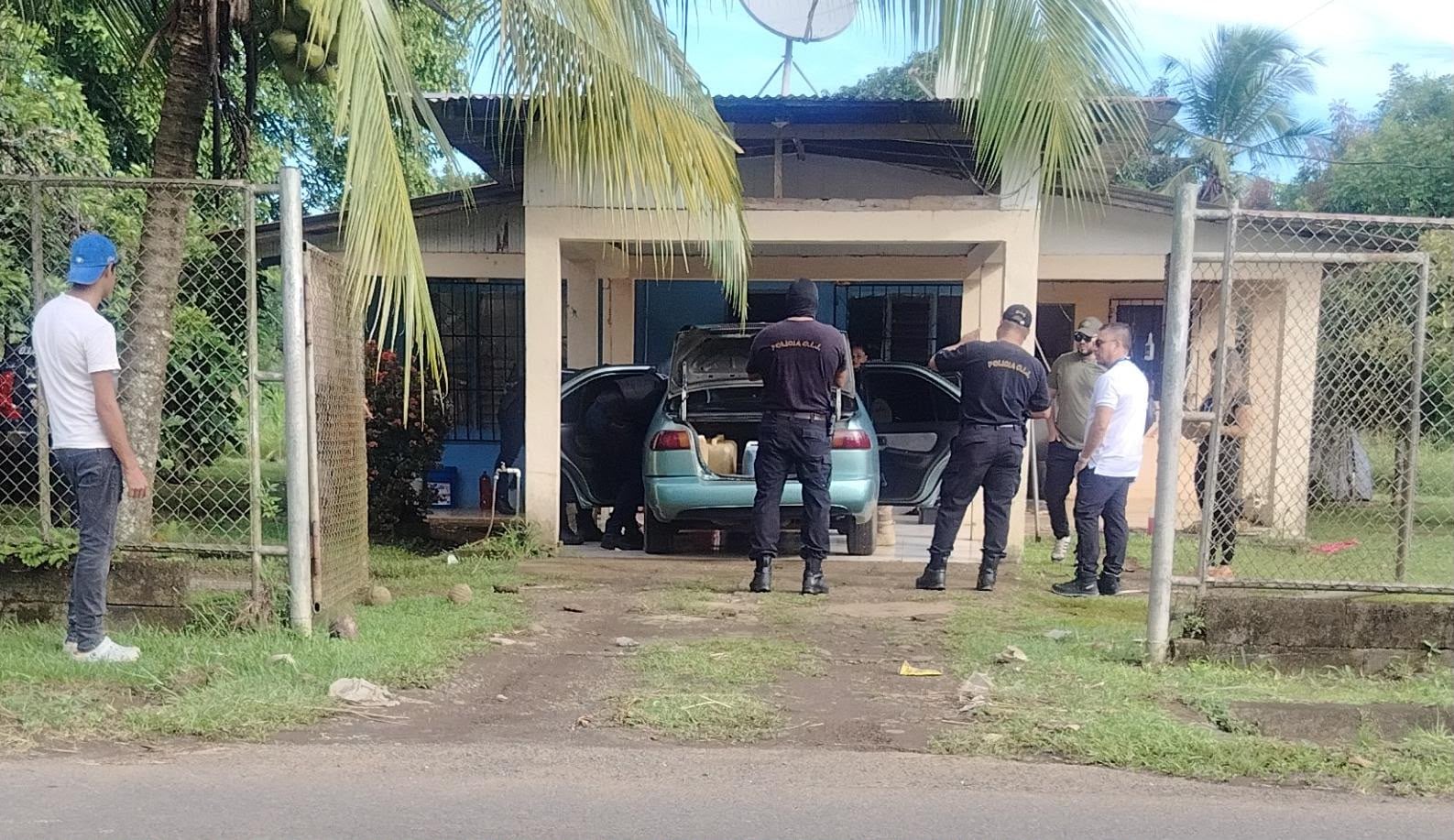 La banda que robaba combustible empleaba una modalidad de extracción constante de pequeñas cantidades de producto para intentar evadir los controles y dificultar su detección.