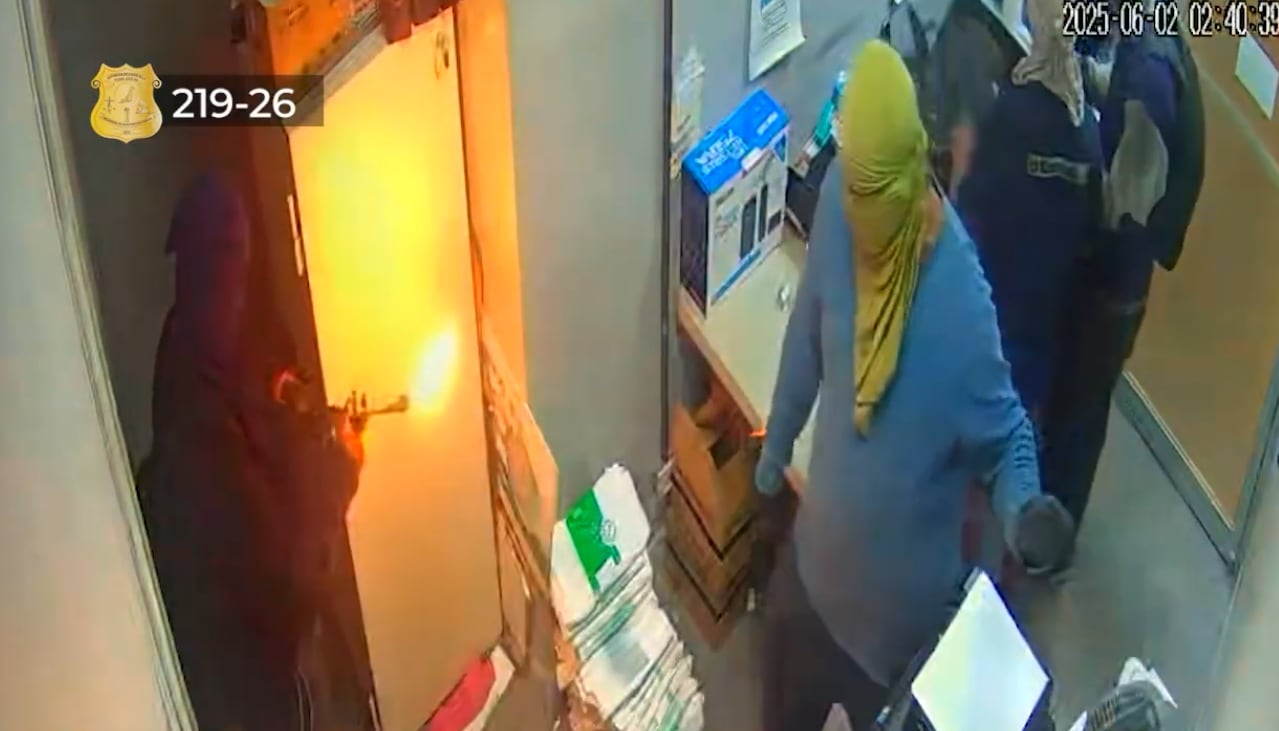 OIJ busca a varios sospechosos de usar acetileno y herramientas para cometer robos en comercios.