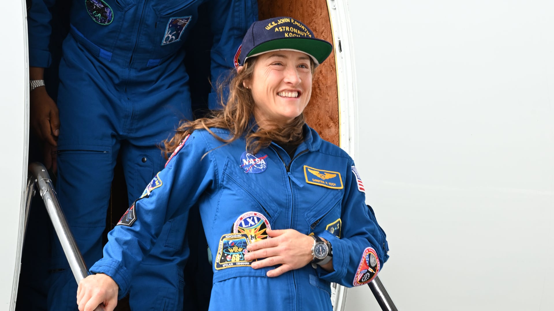 Christina Koch detalló cómo la microgravedad afecta el aparato vestibular y provoca mareos y desorientación al volver a la Tierra.