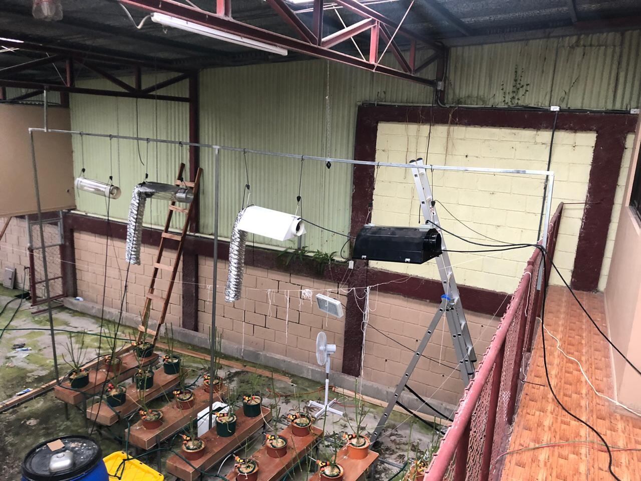 La pareja detenida era de Casamata de San Isidro de El Guarco y alquiló la casa en Capellades para producir ahí la droga. Foto: Cortesía OIJ.