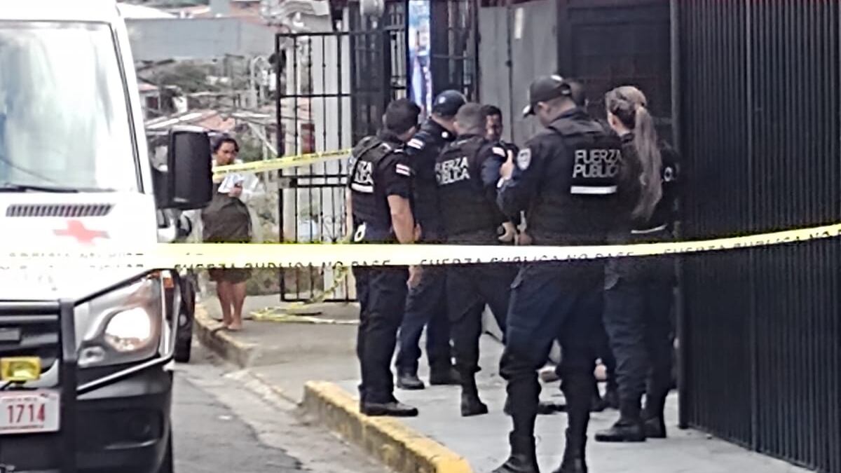 La ola de violencia sigue arrasando en nuestro país, en Sagrada Familia reportaron una balacera y en minutos un fallecido que en apariencia estaría relacionado a este mismo ataque. Foto: Cortesía