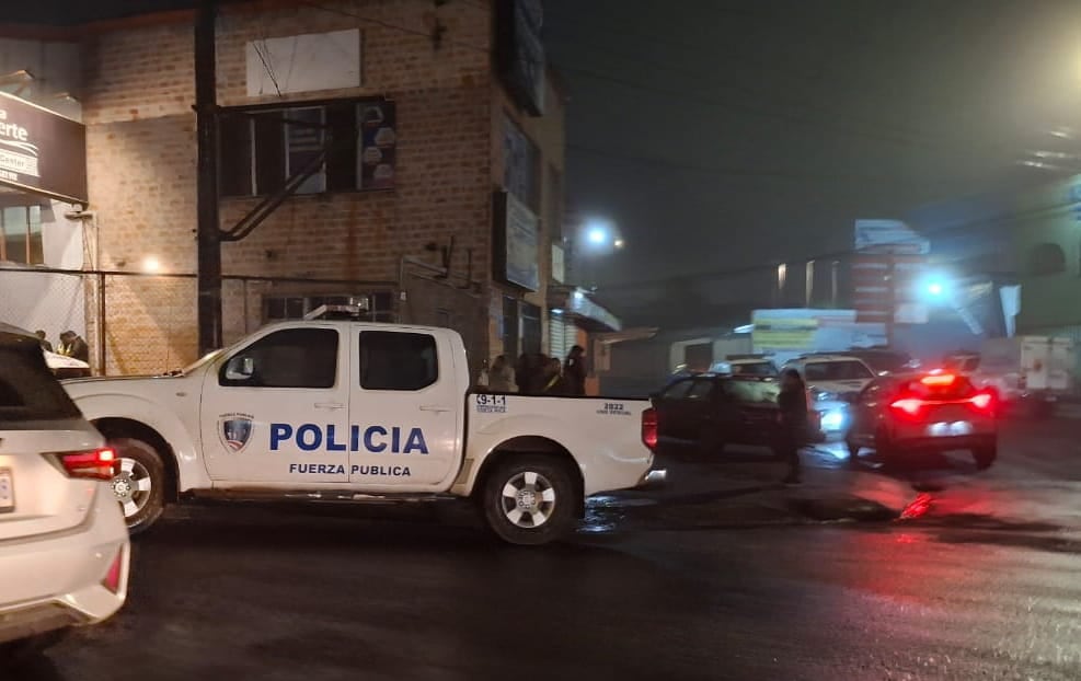 Asesinan a balazos a un hombre en Cartago mientras usaba un gimnasio.