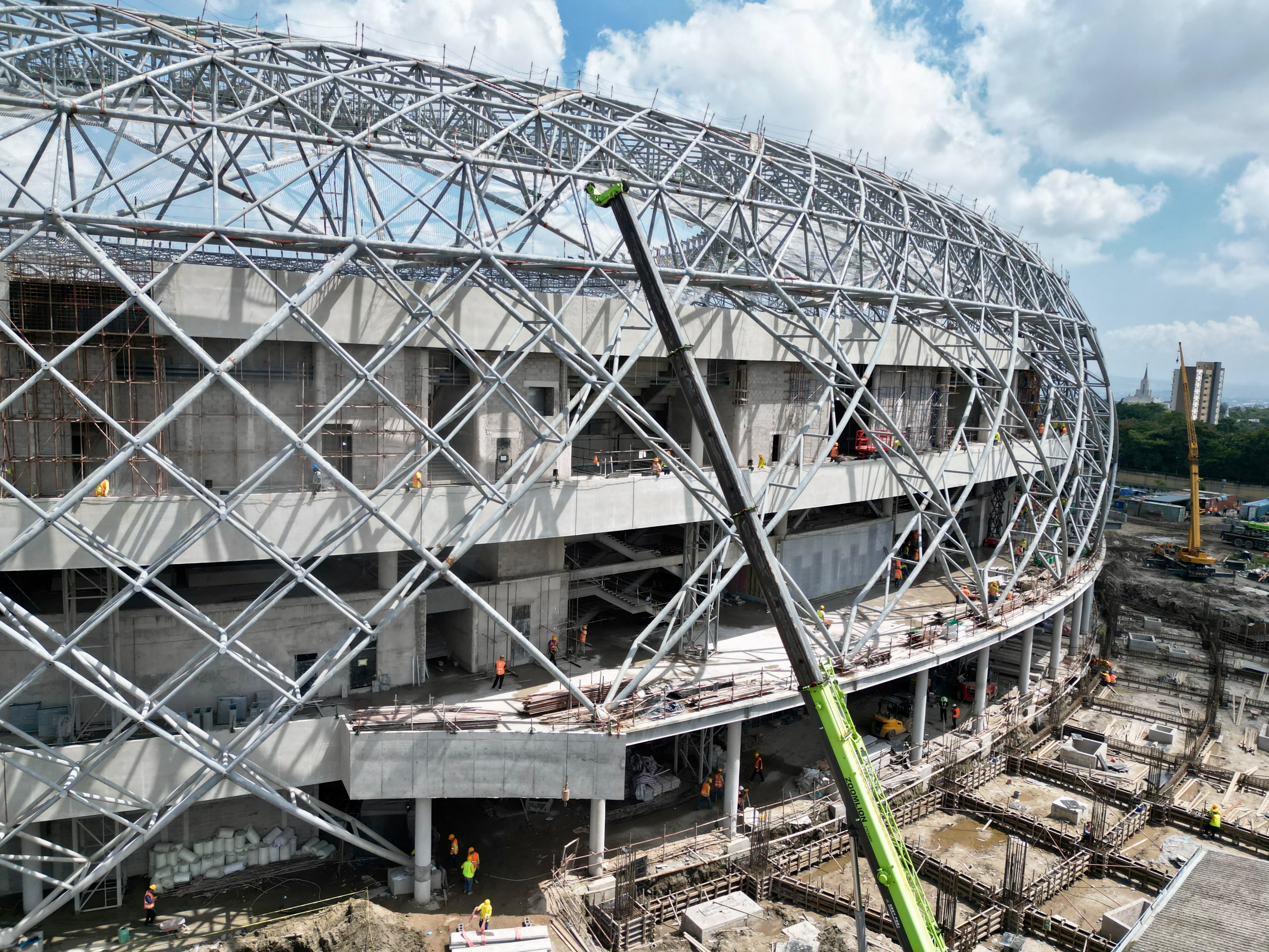 El nuevo Estadio Nacional de El Salvador va tomando más forma.