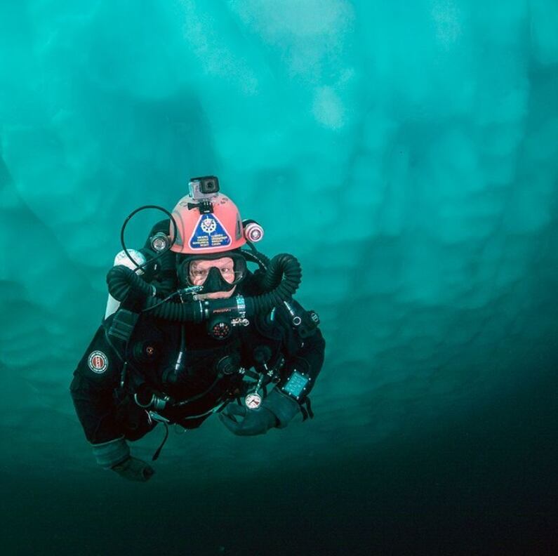 Durante una expedición en la Antártida, Jill Heinerth vivió una 'lucha de tres horas' por su vida. Foto: @jillheinerth
