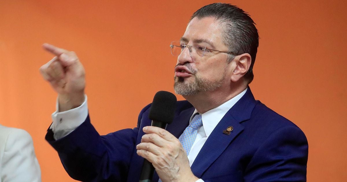 En la imagen, el presidente Rodrigo Chaves Robles.
