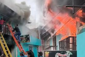 Incendio en Perú: 10 universitarios fallecieron tras celebración en Puno