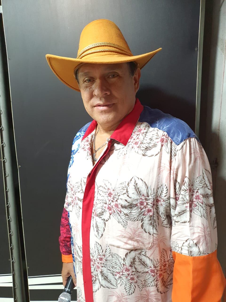 Los Maestros es una nueva agrupación de música costarricense que cuenta en sus filas con 19 artistas de gran renombre en nuestro país.